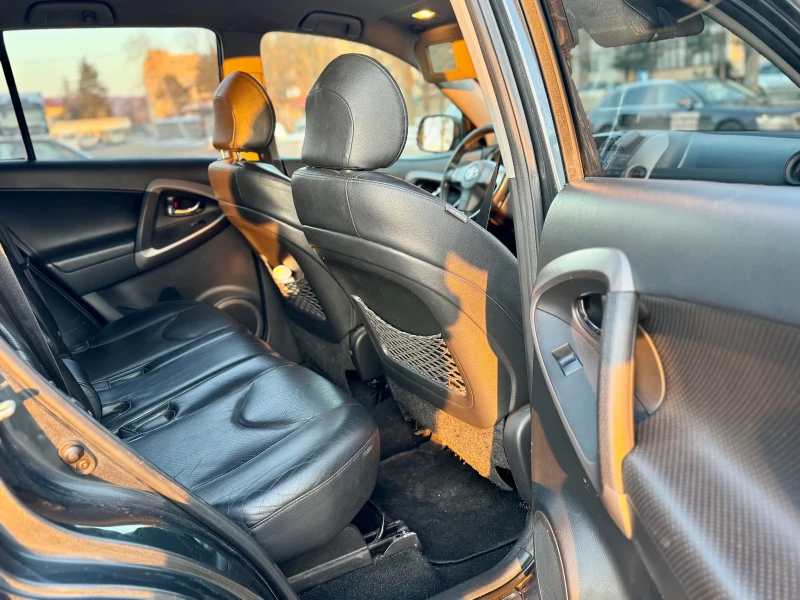 Toyota Rav4 2.2 Dizel, снимка 5 - Автомобили и джипове - 53166925