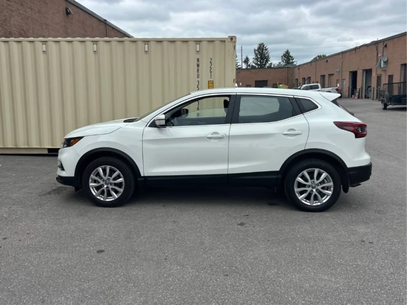 Nissan Qashqai * AWD * CARFAX * БЕЗ ПЪРВОНАЧАЛНА ВНОСКА, снимка 2 - Автомобили и джипове - 53243795