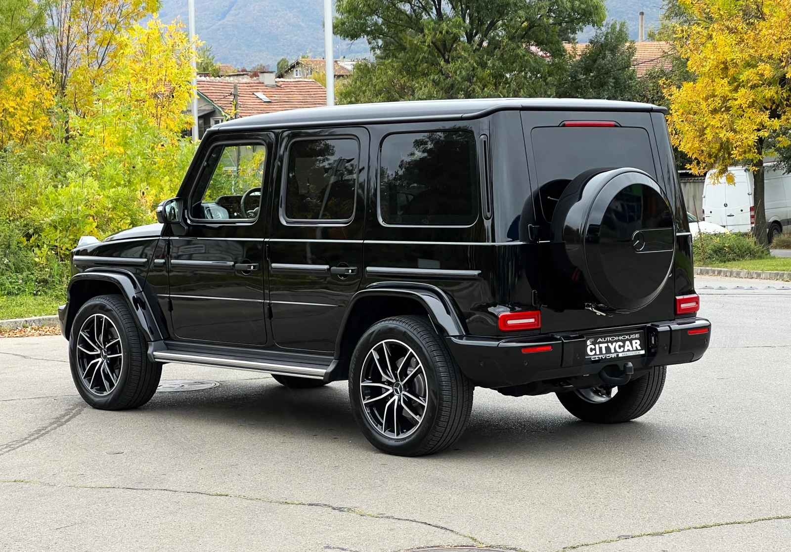 Mercedes-Benz G 400 d/AMG/4M/SUPERIOR/360/DESIGNO/EXCLUSIV/MULTIBEAM/ - изображение 4