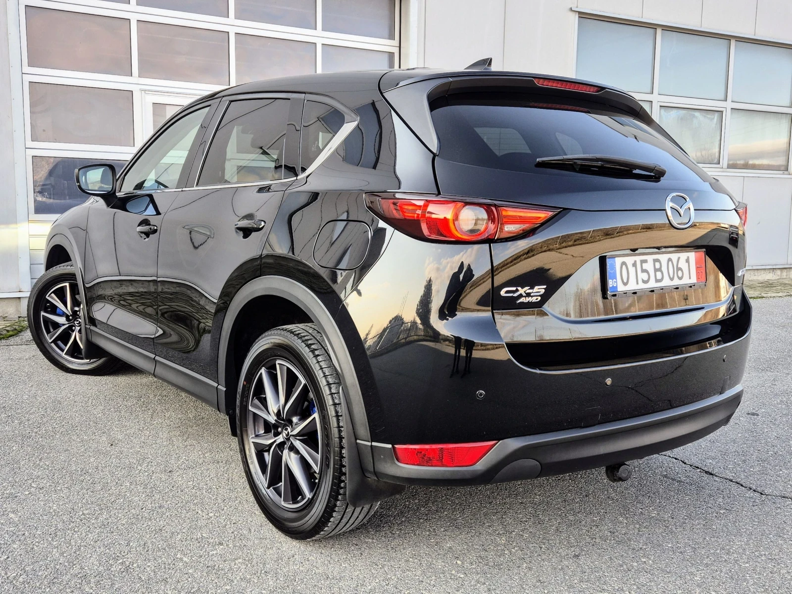 Mazda CX-5 TAKUMI* 2.2d* 184к.с* 4x4* 360 CAMERA* DISTRONIC*  - изображение 4