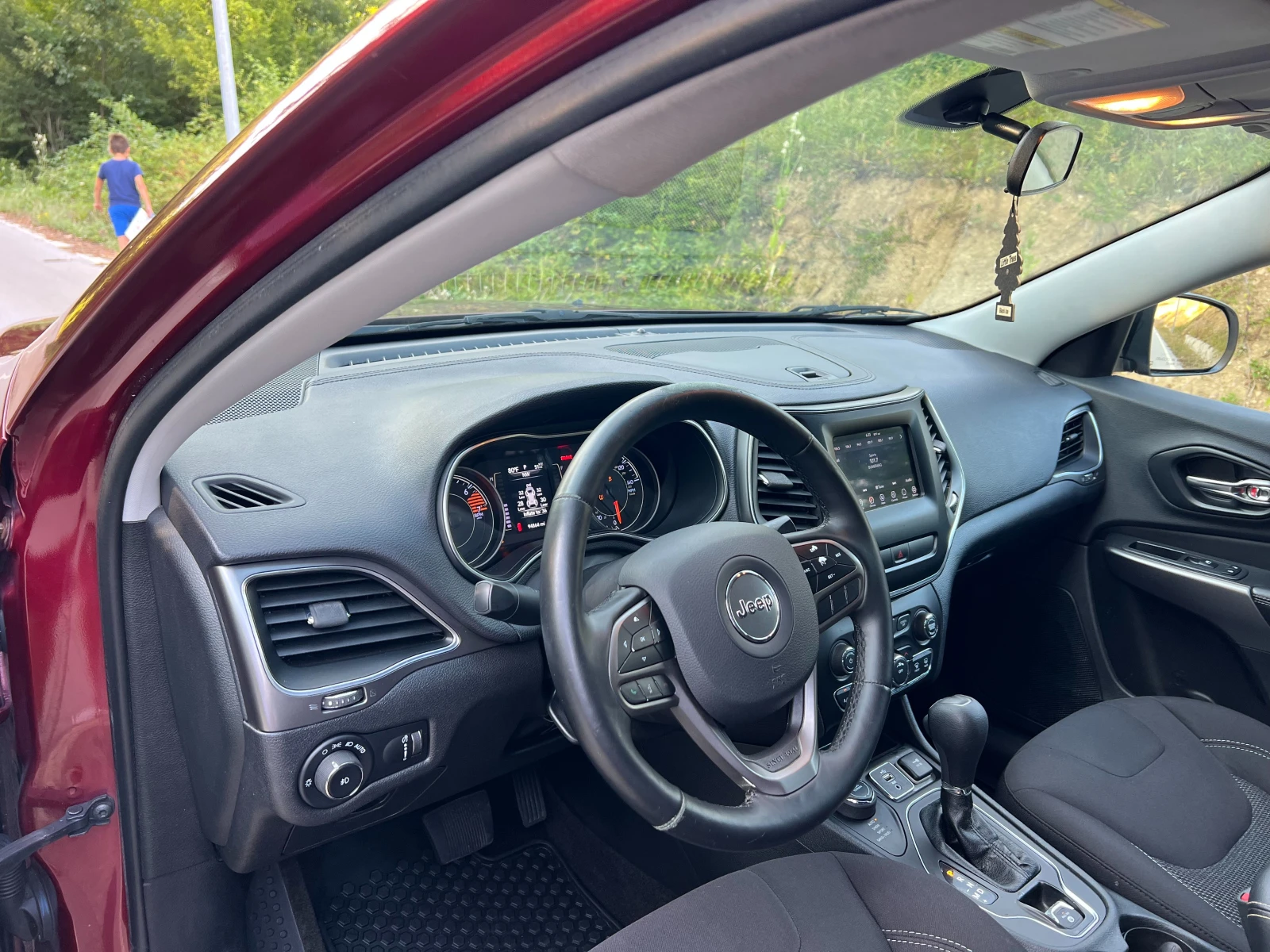 Jeep Cherokee 2.4 4x4 LATITUDE - изображение 7