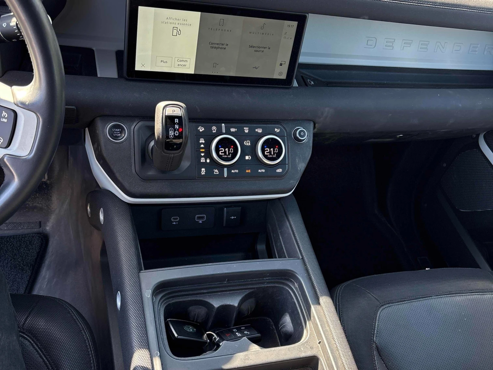 Land Rover Defender X-Dynamic SE CARFAX * * АВТО КРЕДИТ * *  - изображение 8