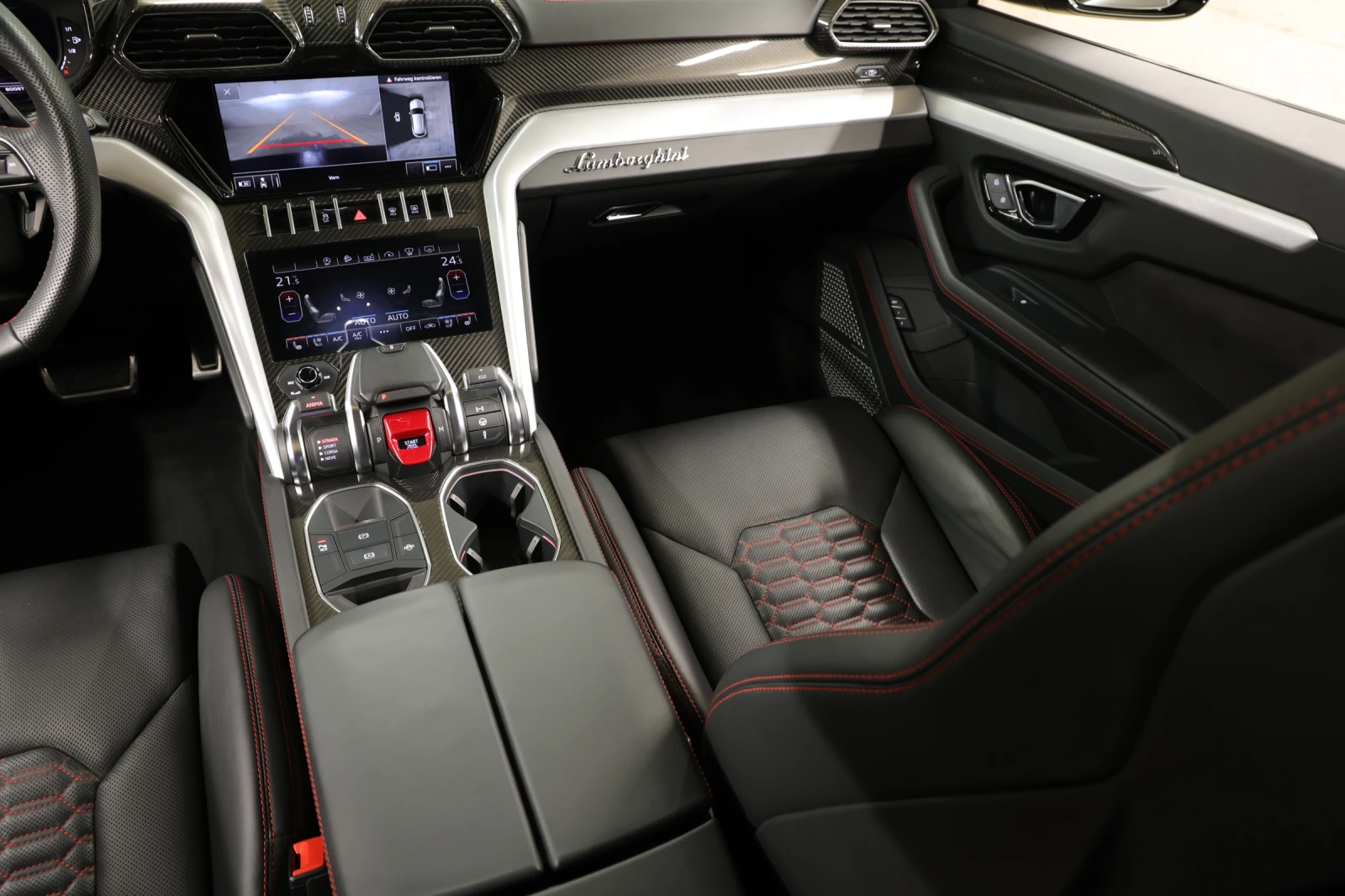 Lamborghini Urus Carbon Paket Ceramic, снимка 9 - Автомобили и джипове - 53160815