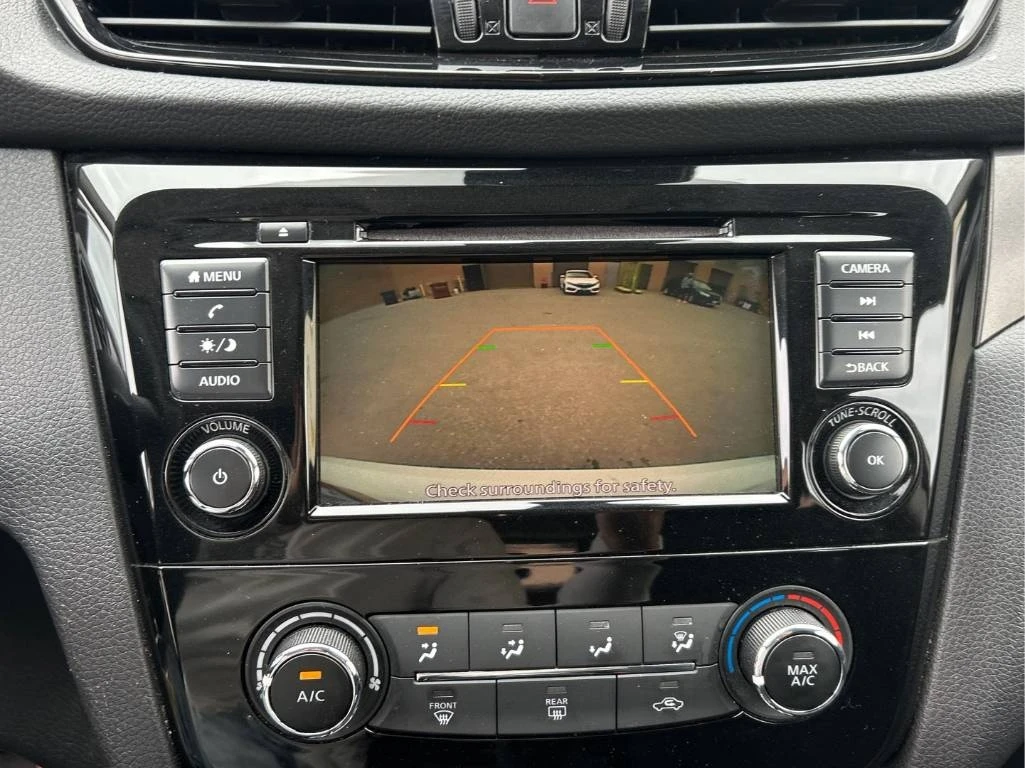 Nissan Qashqai * AWD * CARFAX * ��� ������������ ������ | Mobile.bg � ����������� 8