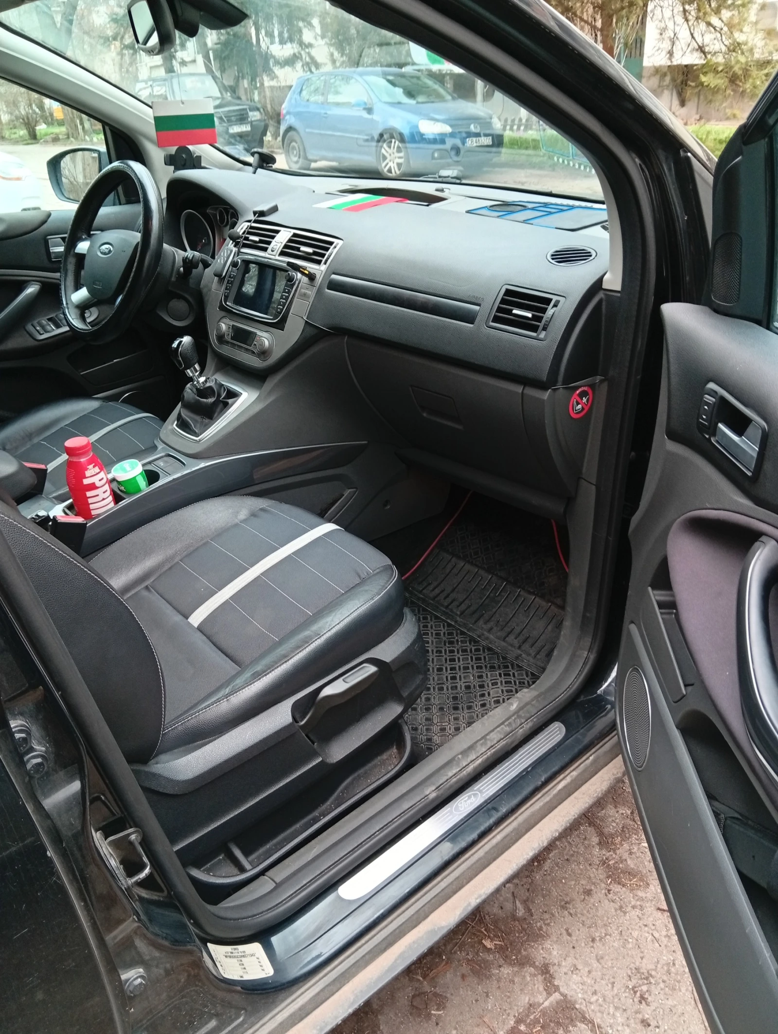 Ford Kuga, снимка 7 - Автомобили и джипове - 53905850