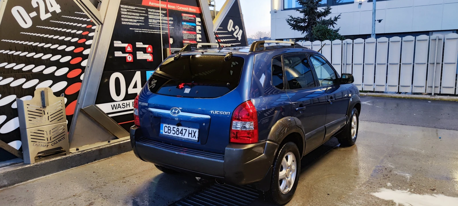Hyundai Tucson 2.0(G4G) 141HP, 4x4 Ръчка, ГИ, снимка 3 - Автомобили и джипове - 54047931