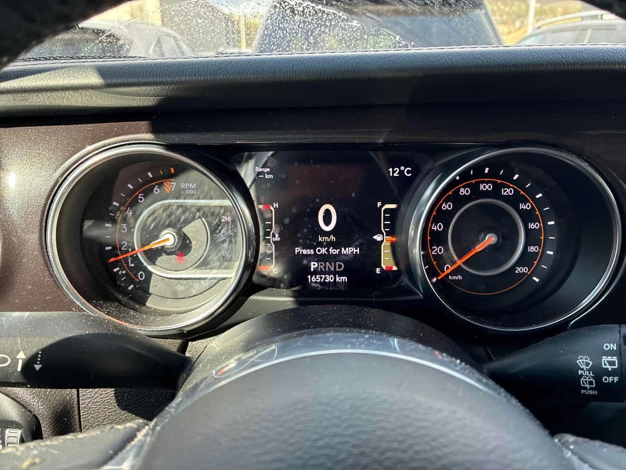 Jeep Wrangler Sahara/CARFAX/ПОДГРЕВ/КОЖА/ЗАДНА КАМЕРА/НАВИ, снимка 6 - Автомобили и джипове - 54240871