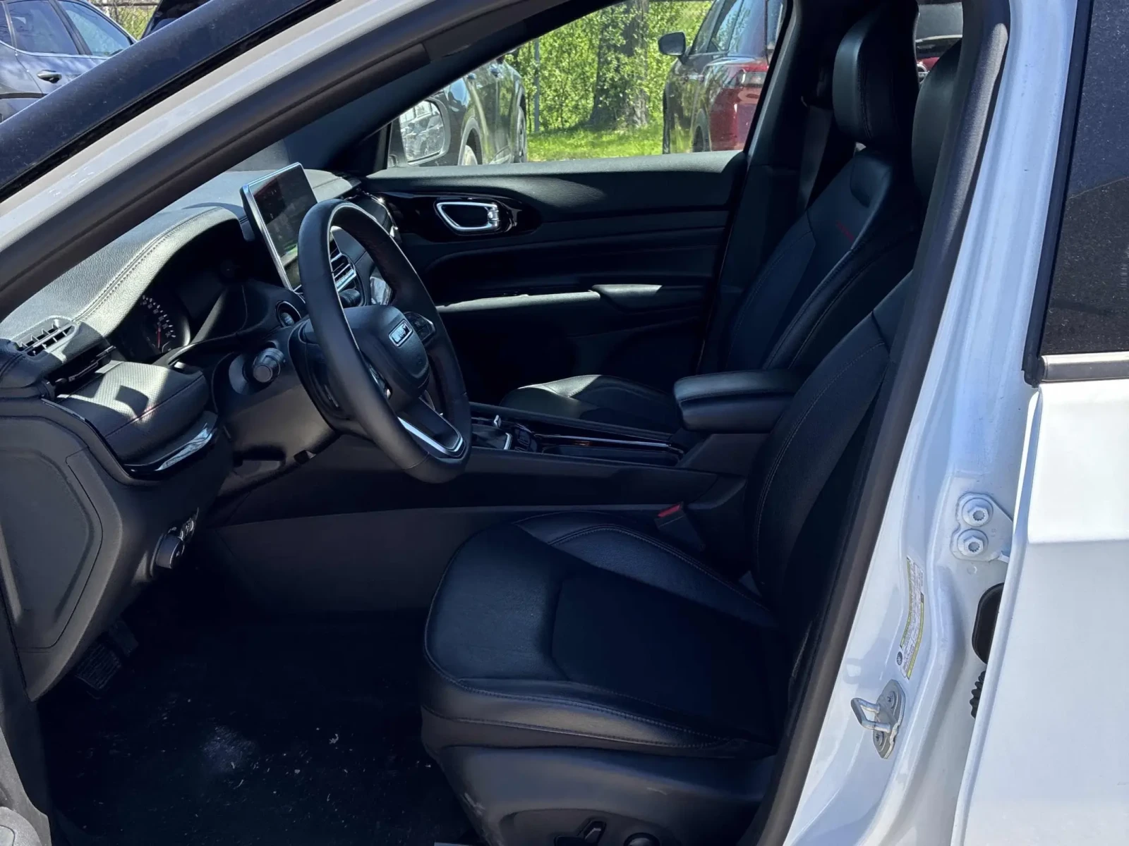Jeep Compass Trailhawk * CARFAX * АВТО КРЕДИТ * , снимка 8 - Автомобили и джипове - 54703925