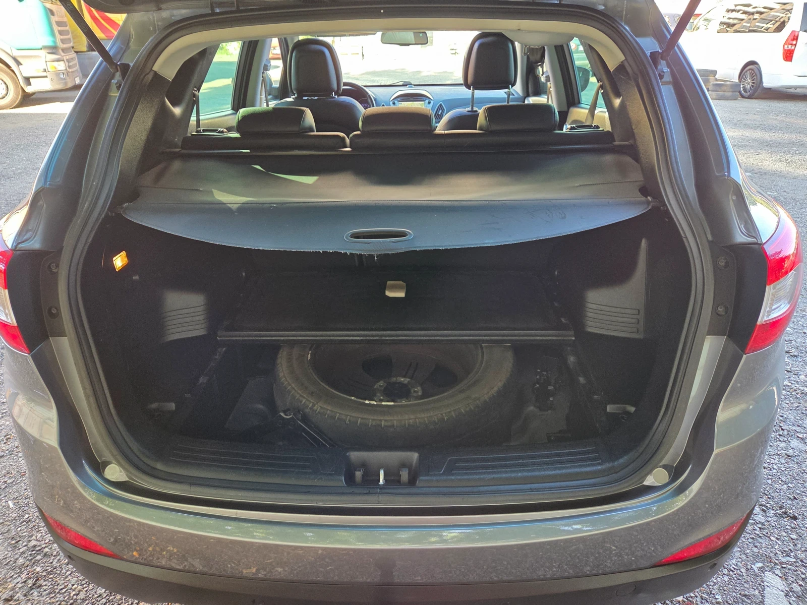 Hyundai IX35 1.7CRDI-PREMIUM-LIMITED, снимка 17 - Автомобили и джипове - 54766158