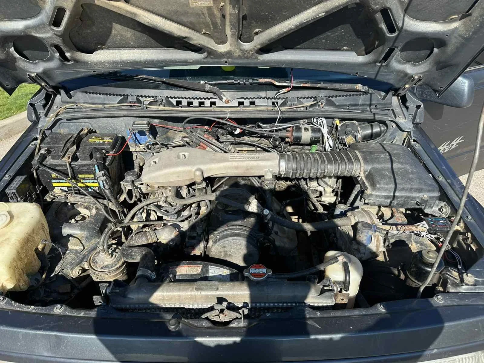Suzuki Vitara 1.6i, снимка 11 - Автомобили и джипове - 54803197