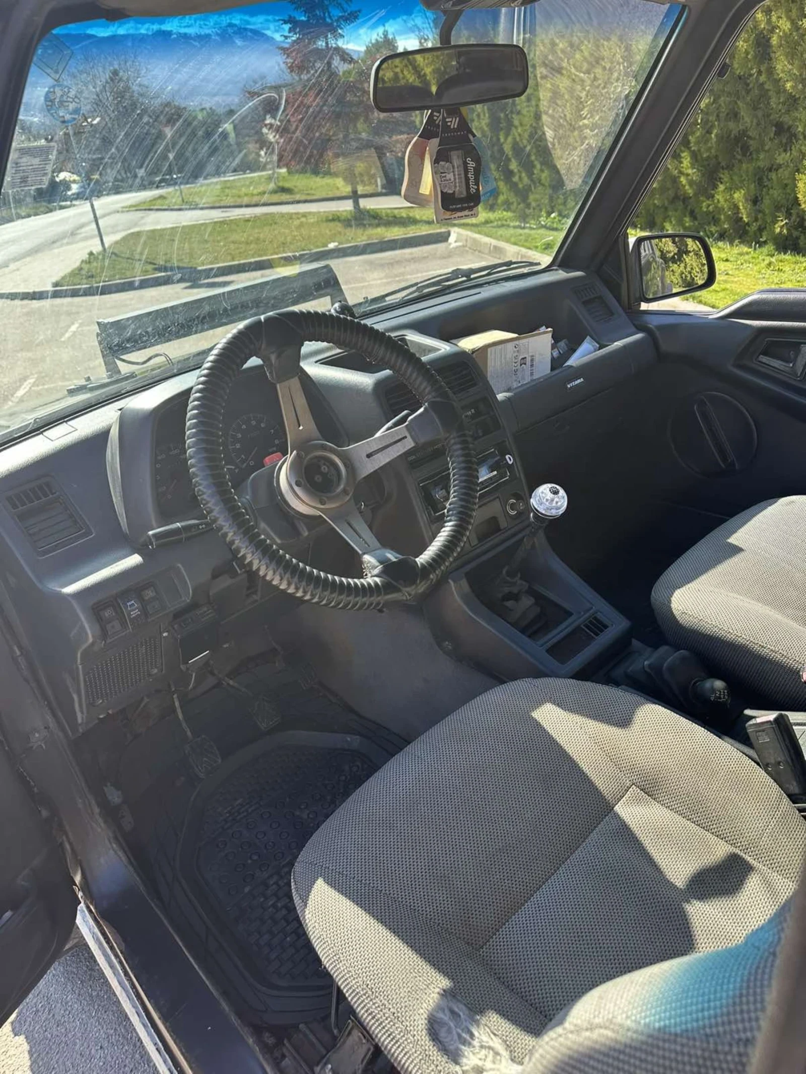 Suzuki Vitara 1.6i, снимка 9 - Автомобили и джипове - 54803197
