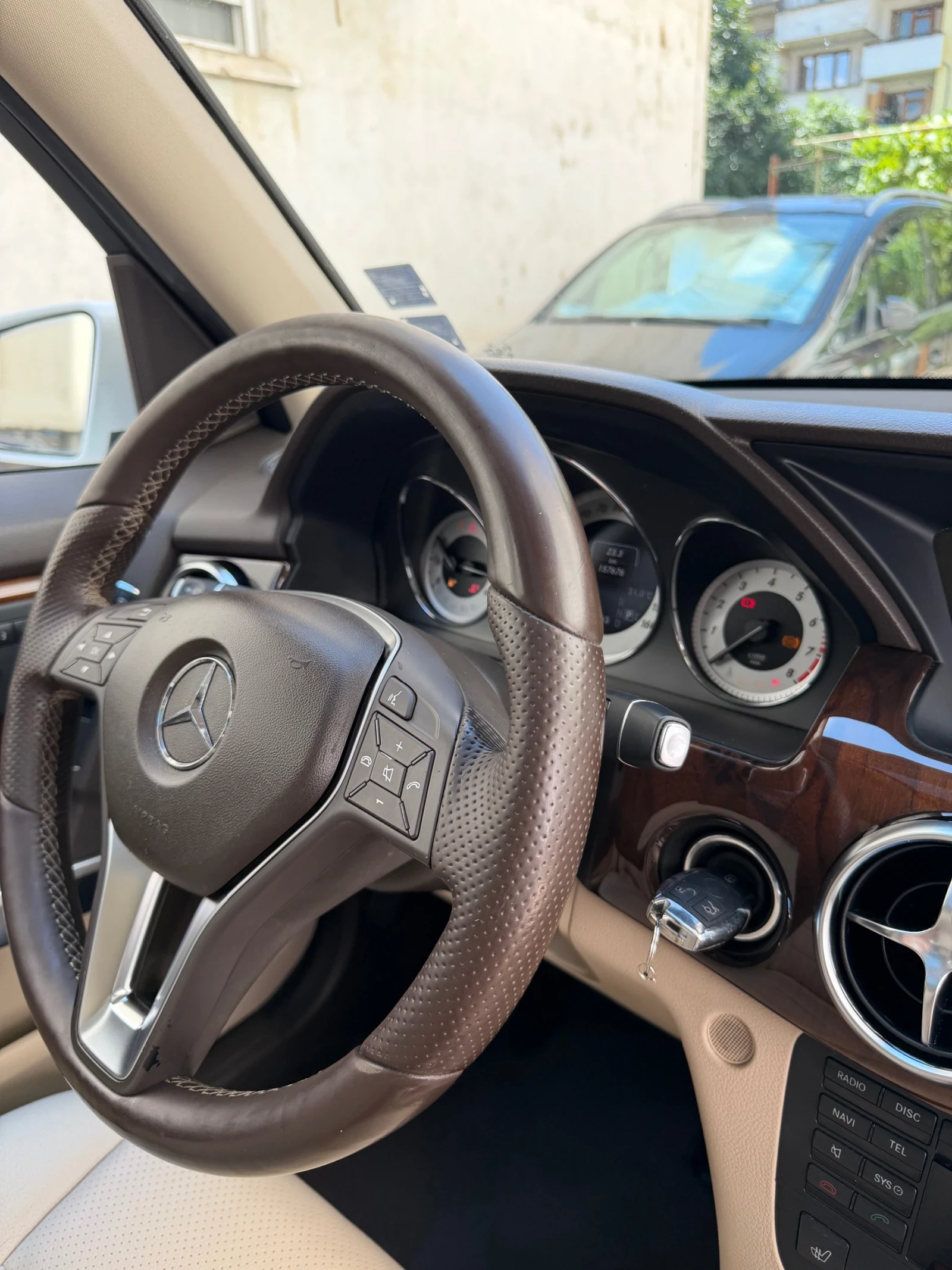 Mercedes-Benz GLK, снимка 7 - Автомобили и джипове - 55069947