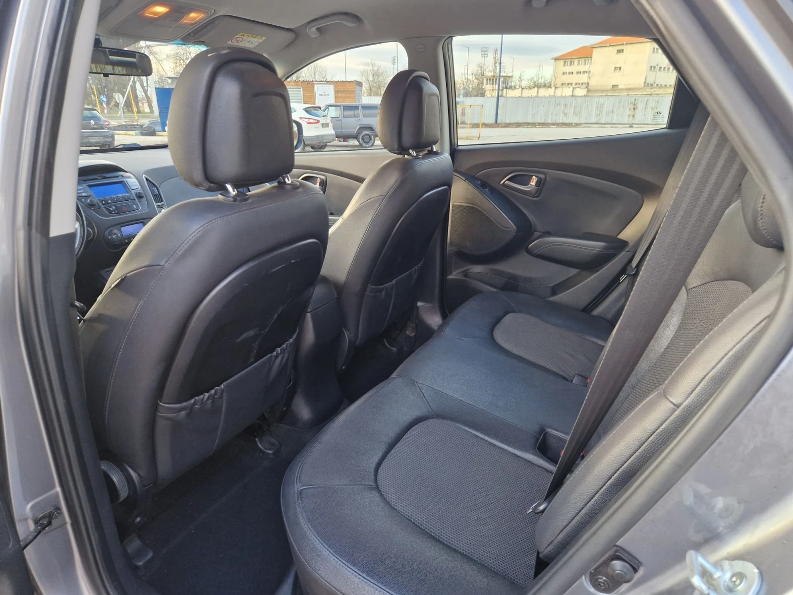 Hyundai IX35 1.7 CRDI- Facelift- Xpossible, снимка 13 - Автомобили и джипове - 56733616