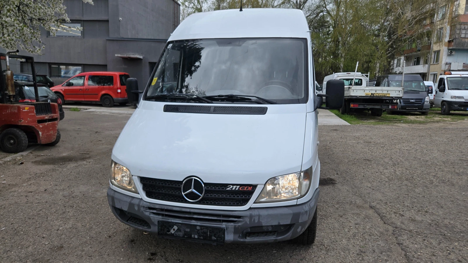 Mercedes-Benz Sprinter 211cdi, снимка 2 - Бусове и автобуси - 54153216