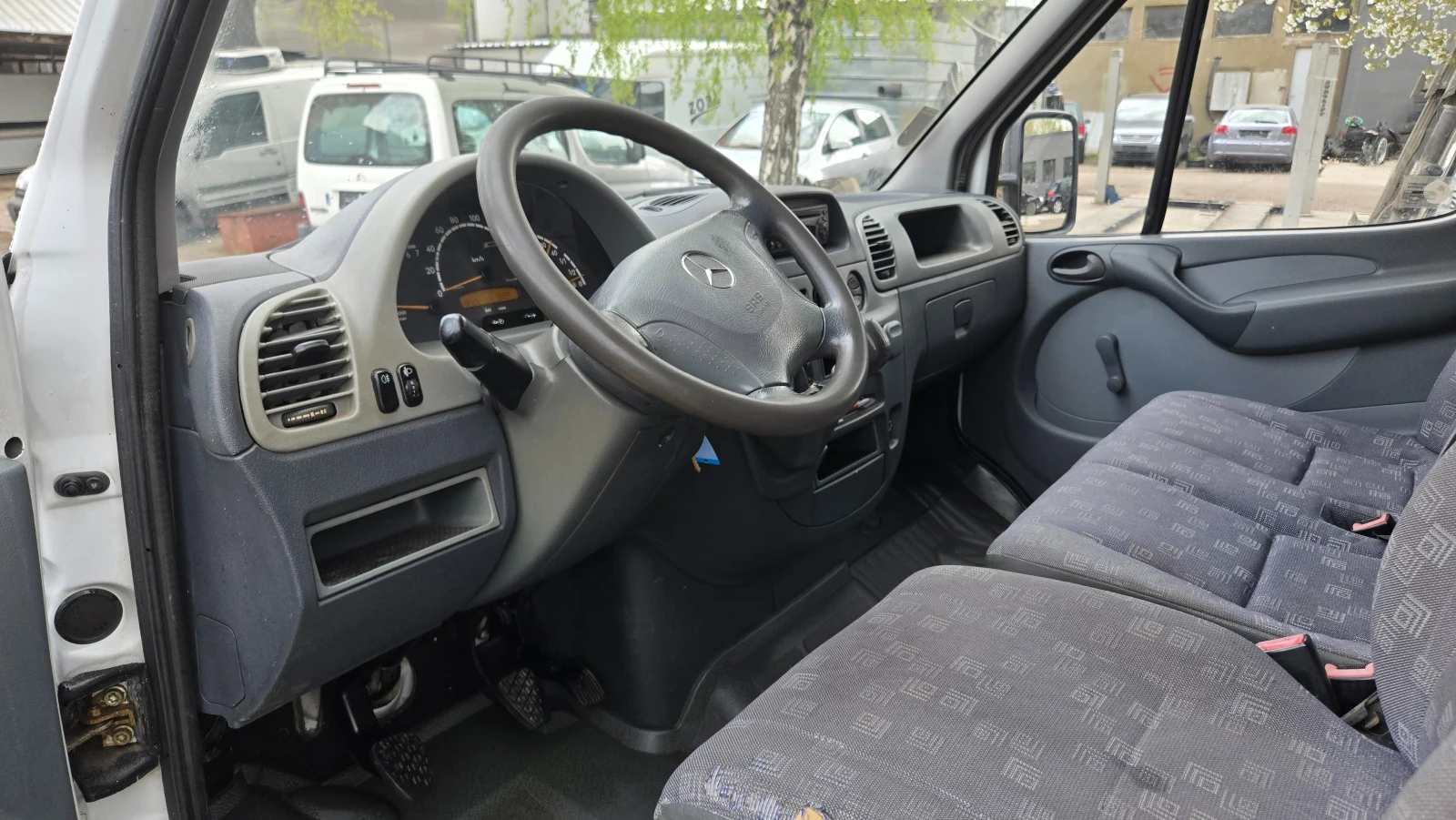 Mercedes-Benz Sprinter 211cdi, снимка 10 - Бусове и автобуси - 54153216