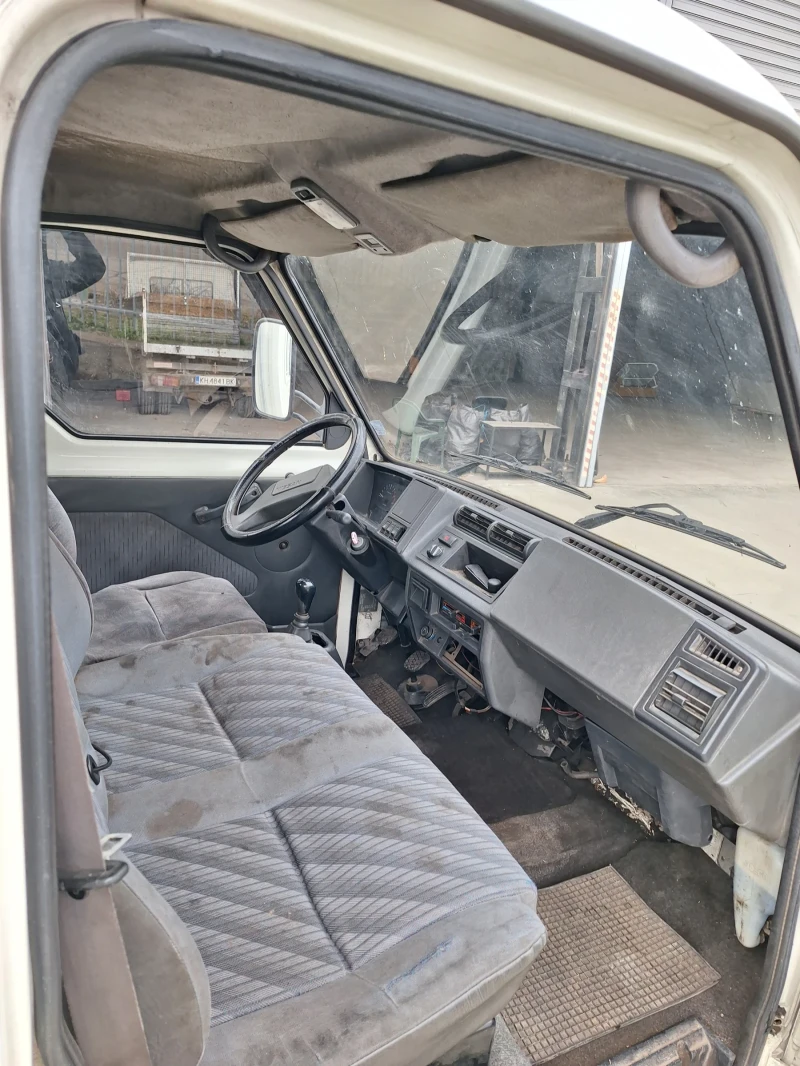 Nissan Trade Самосвал, снимка 8 - Камиони - 53012871