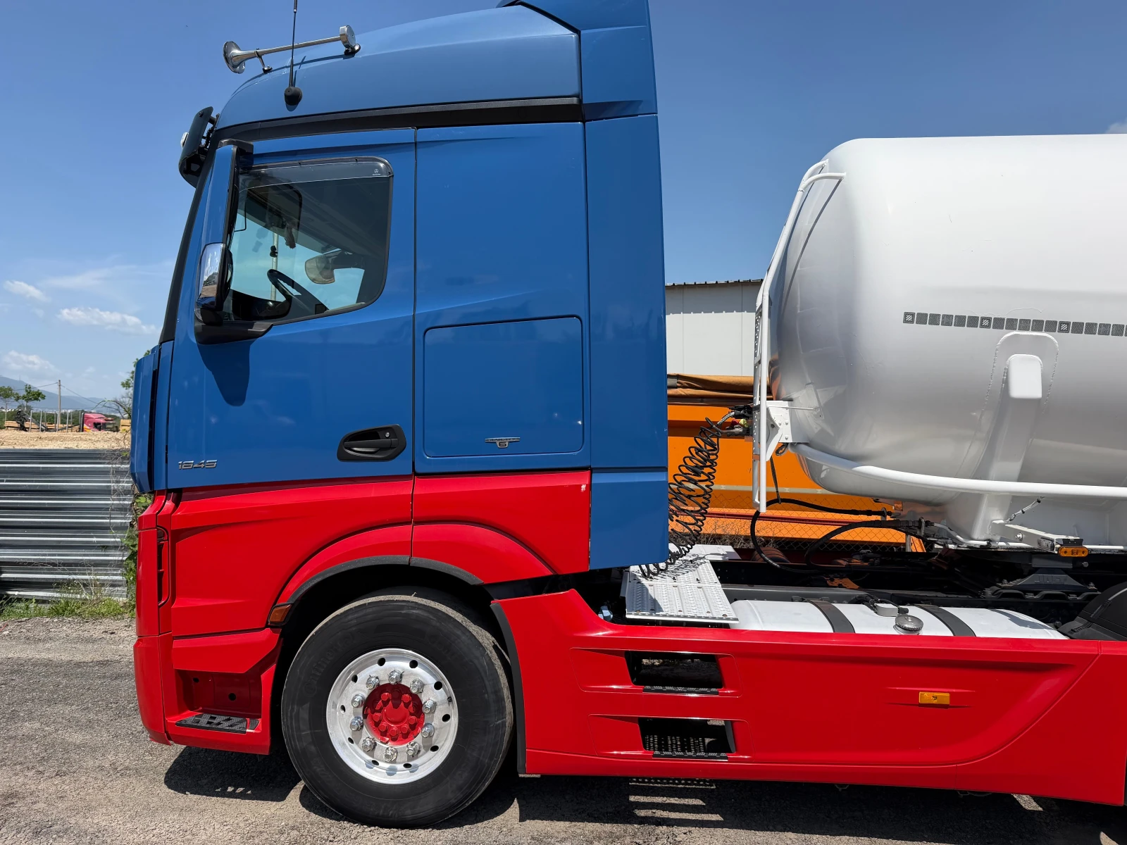 Mercedes-Benz Actros 1845 ADR E6, снимка 4 - Камиони - 54705171