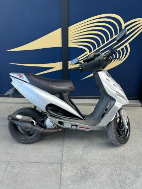 Malaguti Phantom Продавам Malaguti F12, в добро състояние.  Скутеръ, снимка 3