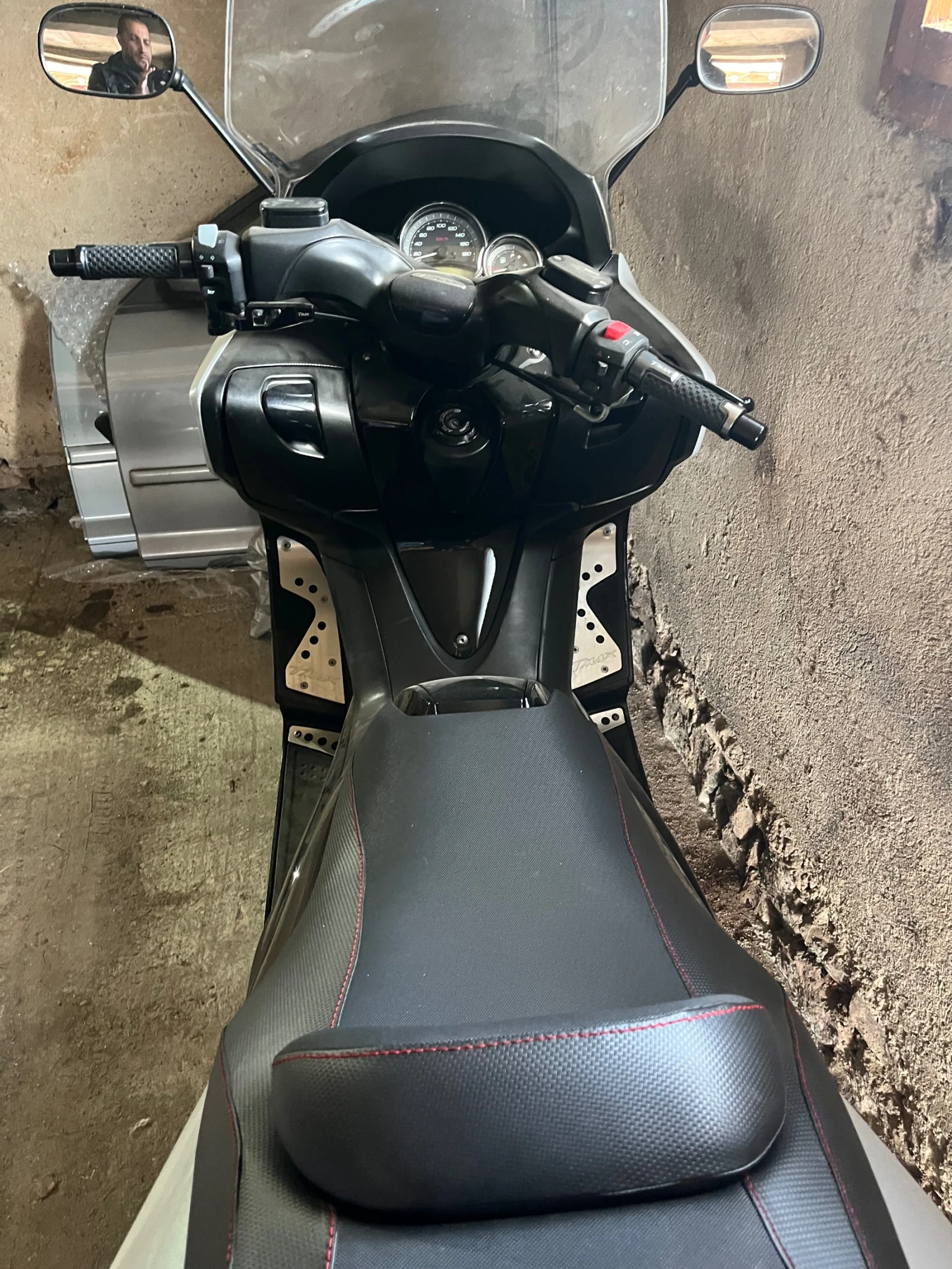 Yamaha T-max, снимка 6 - Мотоциклети и мототехника - 54390789