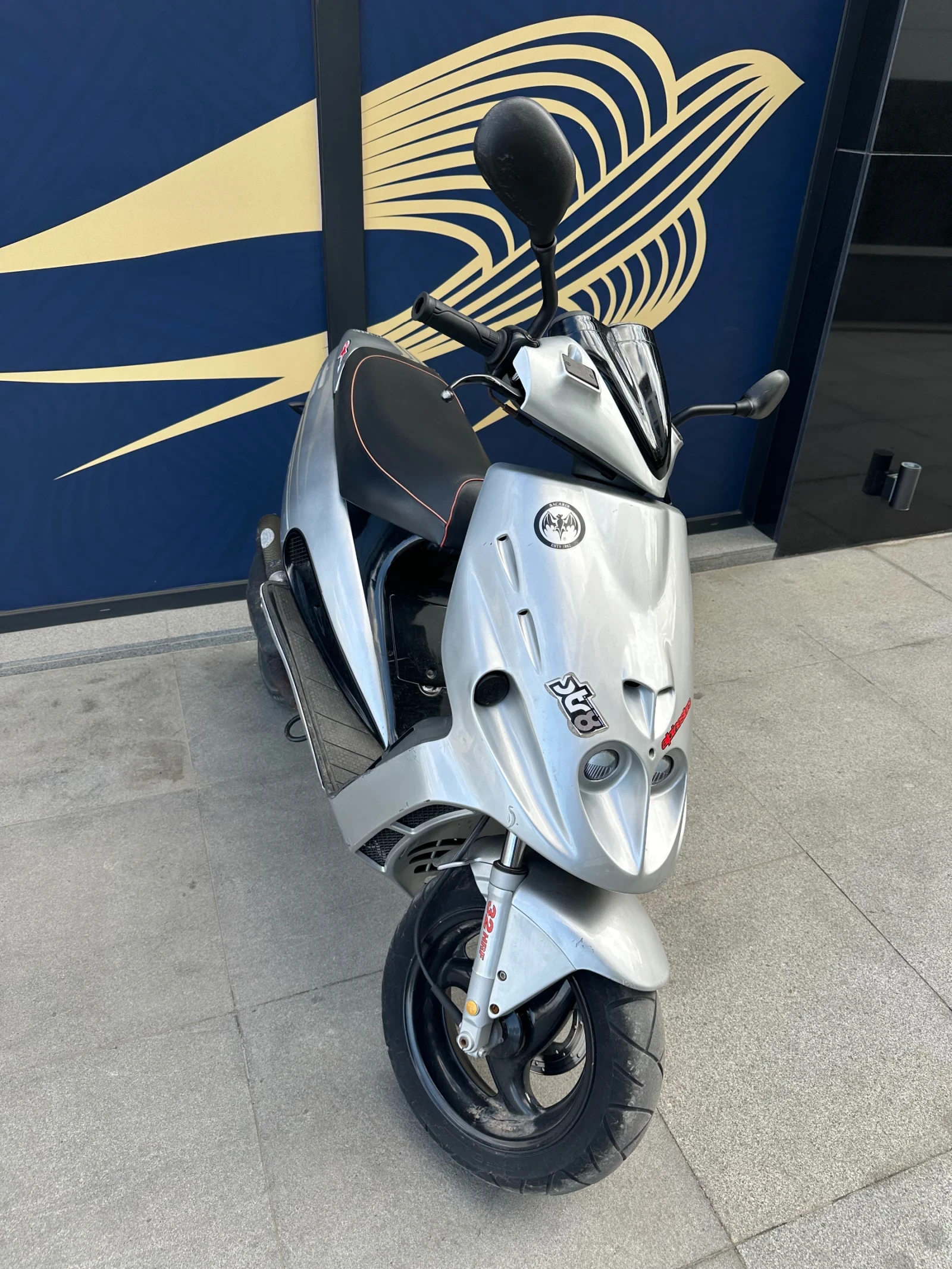 Malaguti Phantom Продавам Malaguti F12, в добро състояние.  Скутеръ