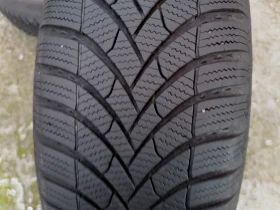 Гуми Зимни 215/70R16, снимка 1 - Гуми и джанти - 48396296