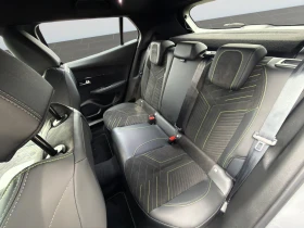 Peugeot 2008 GT EXCLUSIVE 1.2 145 HYBRID Гаранция до 02.2026 г., снимка 12