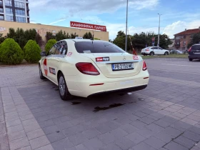 Mercedes-Benz 220, снимка 4