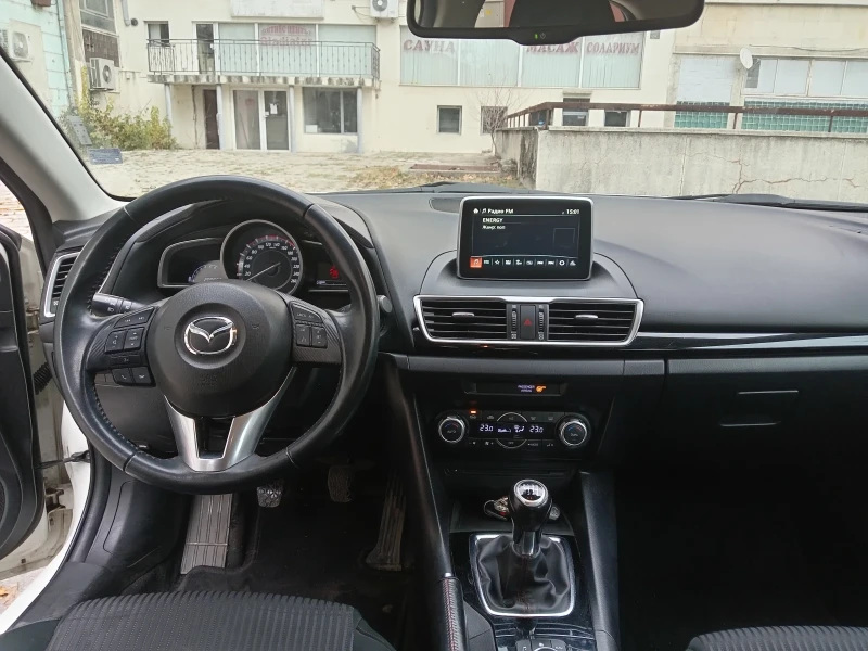 Mazda 3 Skayaktiv, снимка 10 - Автомобили и джипове - 48072450