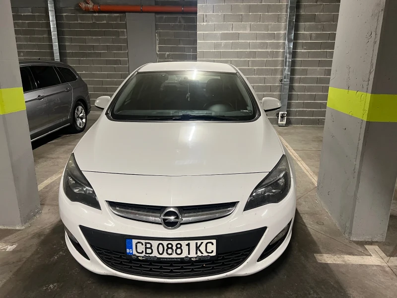 Opel Astra, снимка 1 - Автомобили и джипове - 48551752