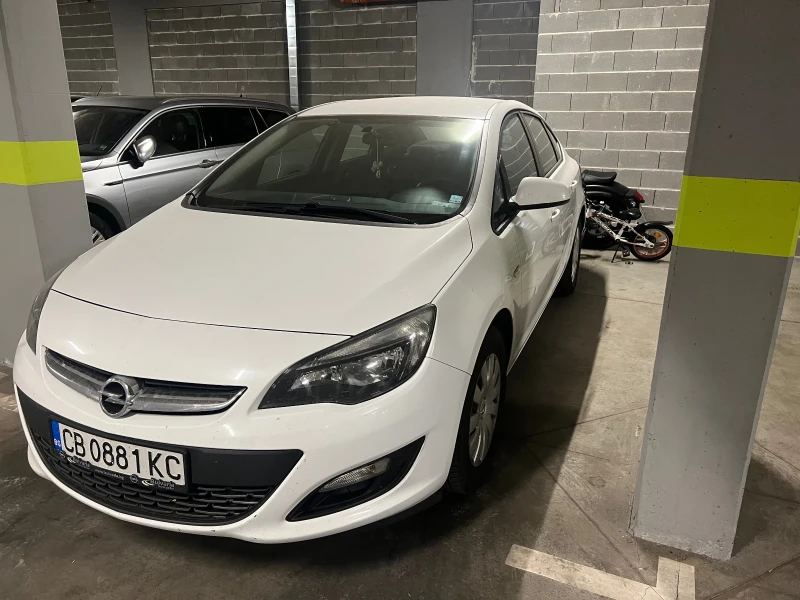 Opel Astra, снимка 8 - Автомобили и джипове - 48551752