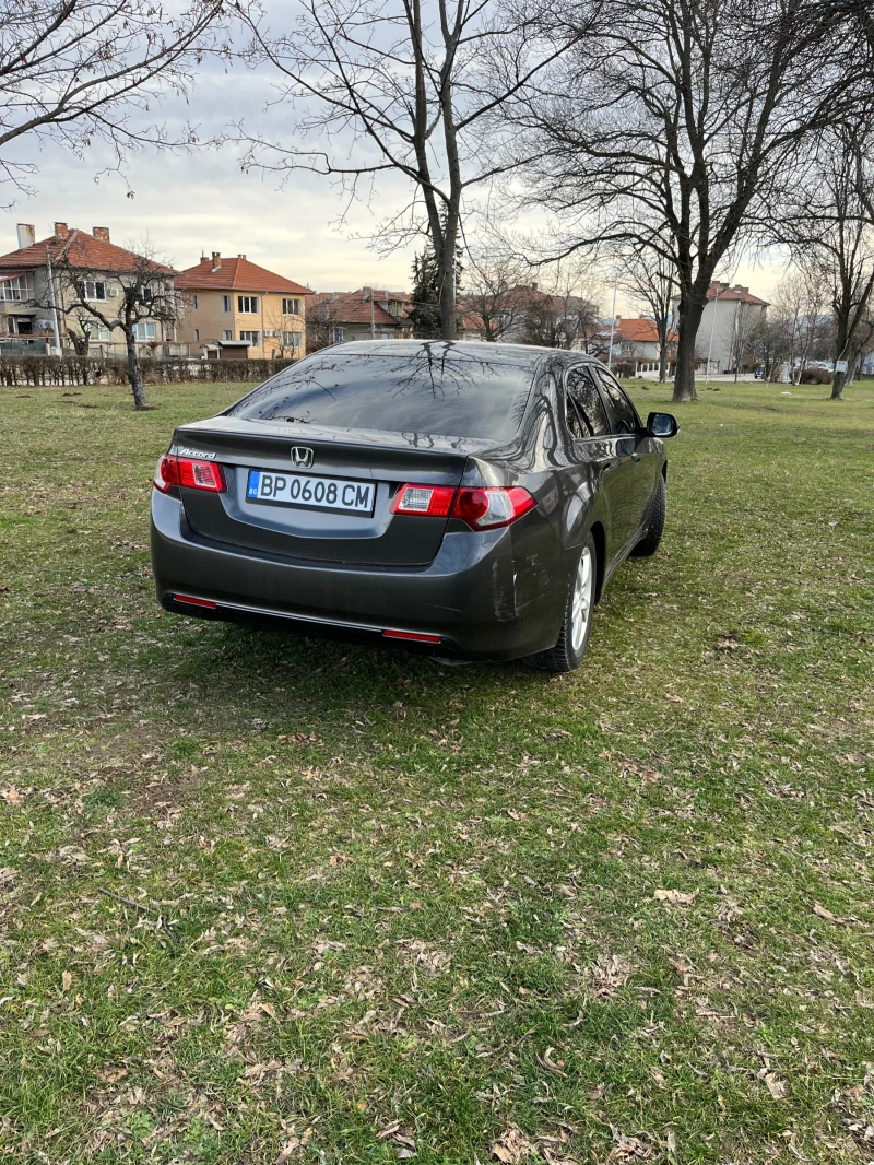 Honda Accord 2.2 CTDI, снимка 5 - Автомобили и джипове - 48552263