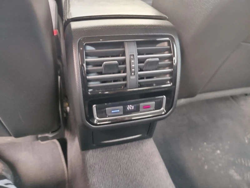 VW Passat 2.0 190 HIGHLINE 4x4, снимка 6 - Автомобили и джипове - 52976158