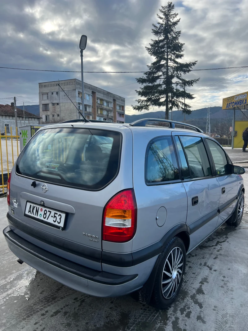 Opel Zafira 2.0dti, снимка 4 - Автомобили и джипове - 52866518