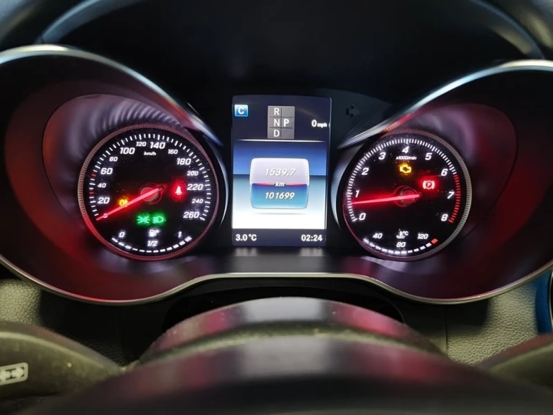 Mercedes-Benz C 300 * CARFAX * БЕЗ ПЪРВОНАЧАЛНА ВНОСКА, снимка 9 - Автомобили и джипове - 53065686