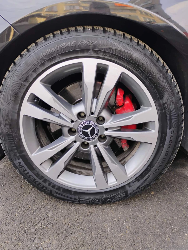 Mercedes-Benz E 350 BlueTEC, снимка 11 - Автомобили и джипове - 53432731