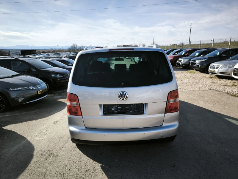 VW Touran 2.0TDI automatic , снимка 5 - Автомобили и джипове - 53538076