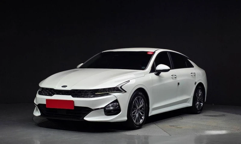 Kia K5 - 36835 лв. / 18833.44 € - 99767700 1