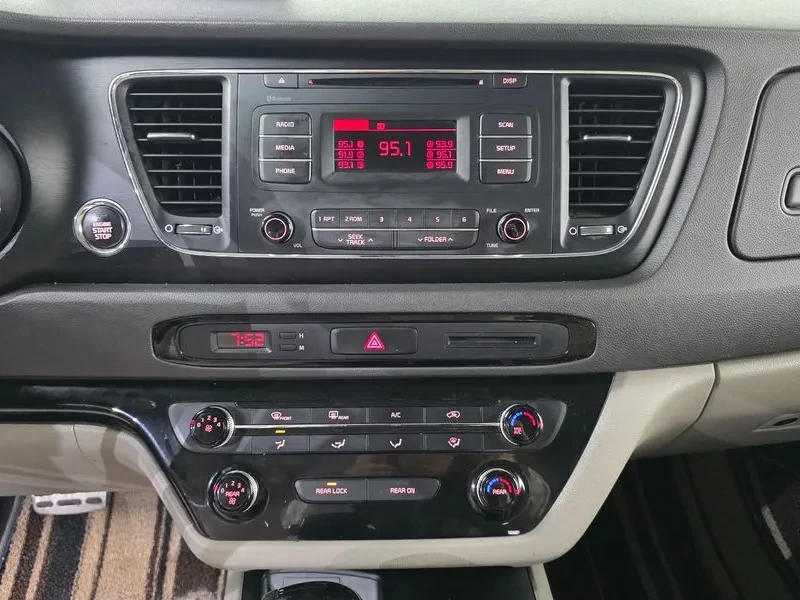 Kia Carnival 2.2 CRDI | Mobile.bg � ����������� 15