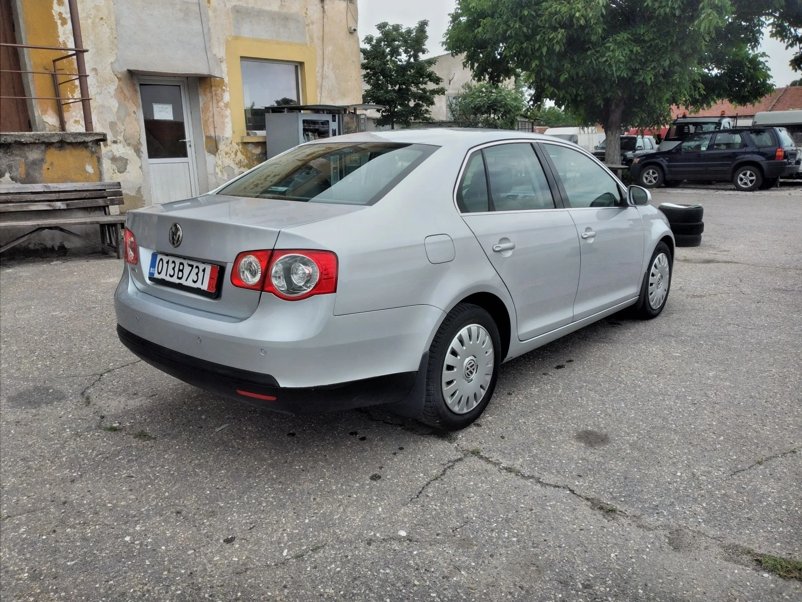 VW Jetta 1.6 102 к.с. - изображение 3