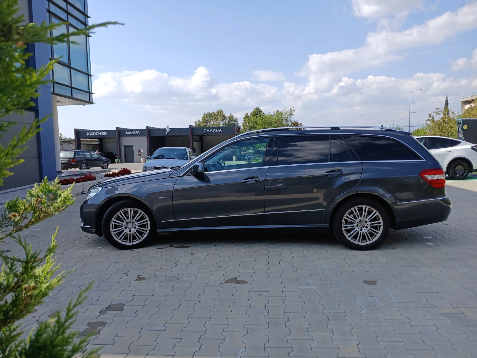 Mercedes-Benz E 350 4 MATIC Distronic +  - изображение 7