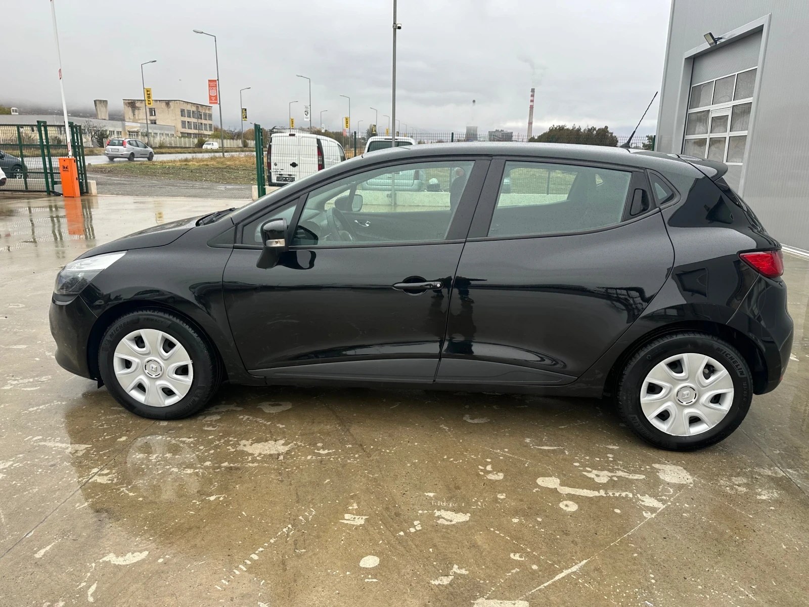 Renault Clio 1.5DCI - изображение 8