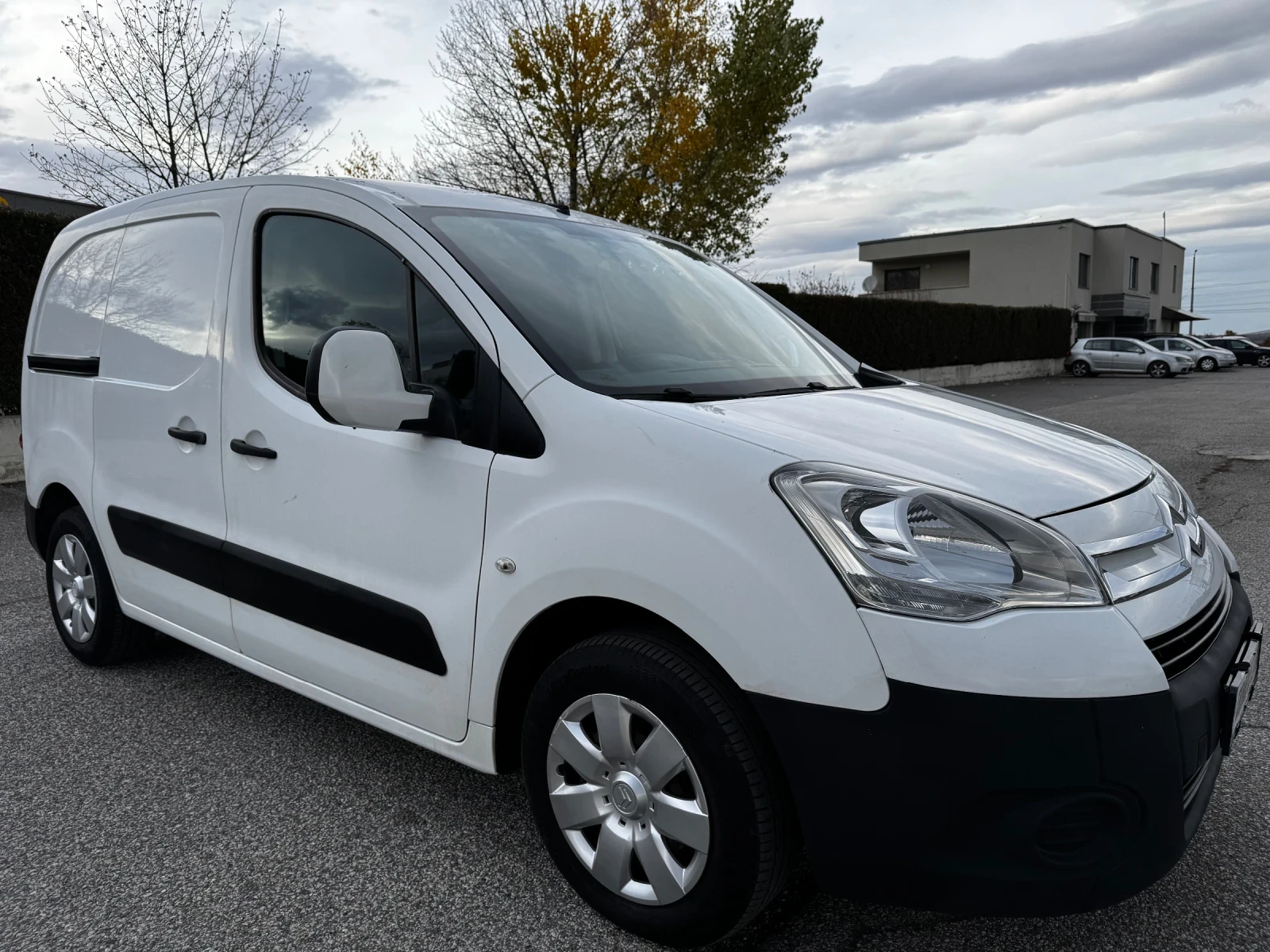 Citroen Berlingo 1.6HDI/КЛИМАТИК/ИТАЛИЯ - изображение 7