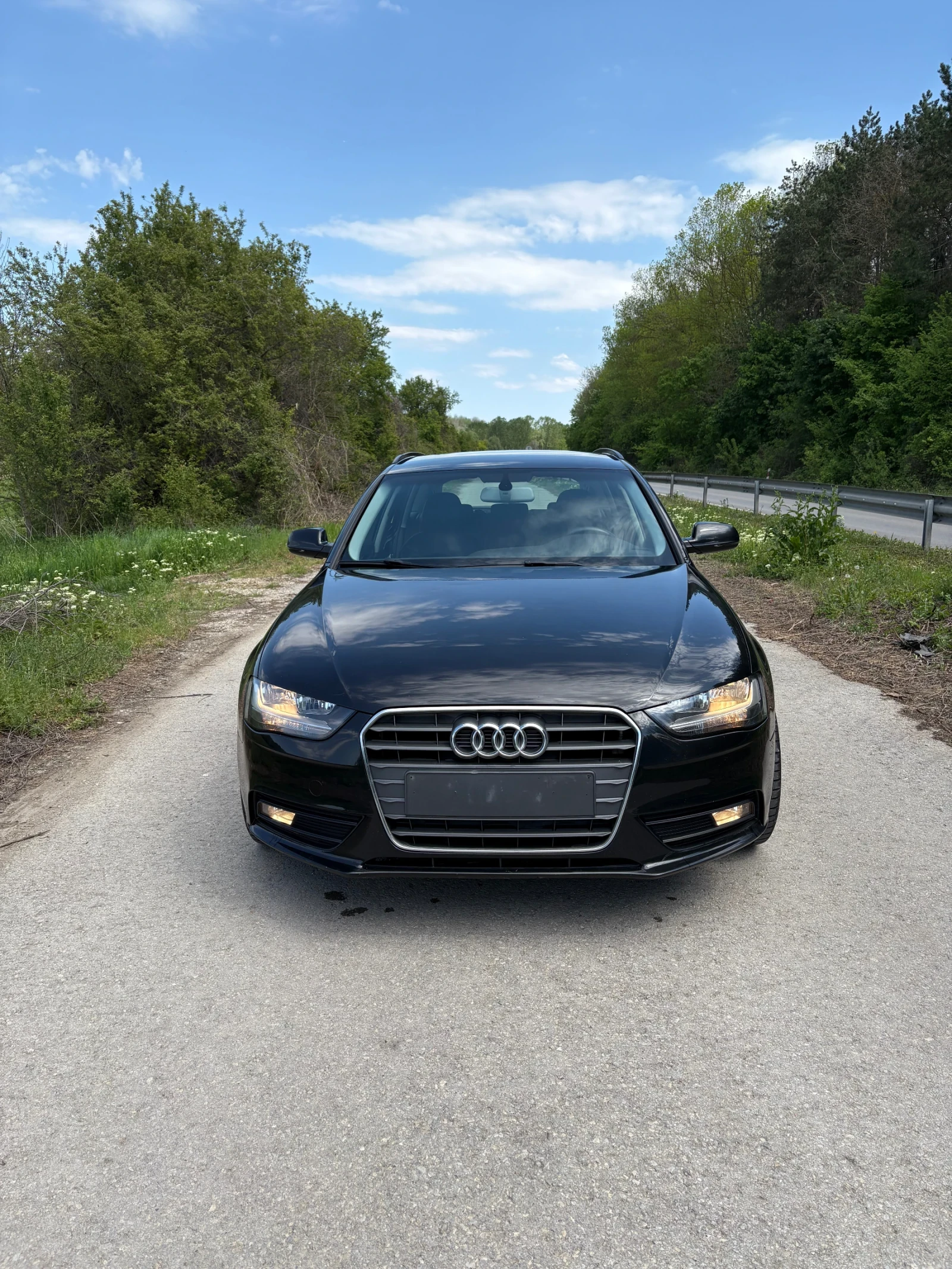 Audi A4 2.0TDI S-Line - изображение 2