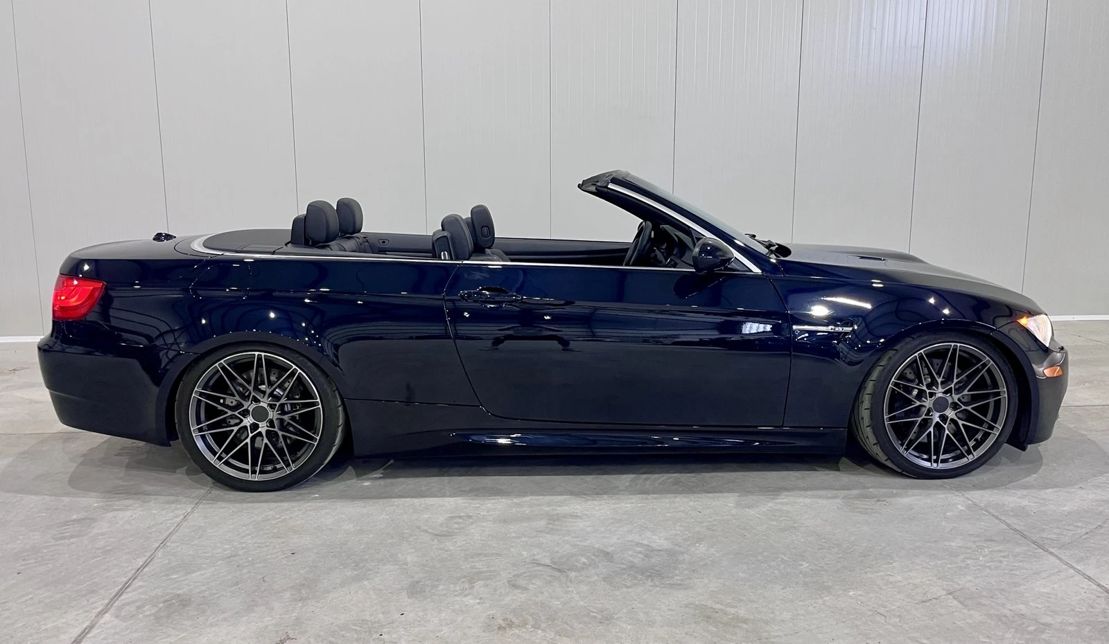 BMW M3 V8 M DCT - изображение 6