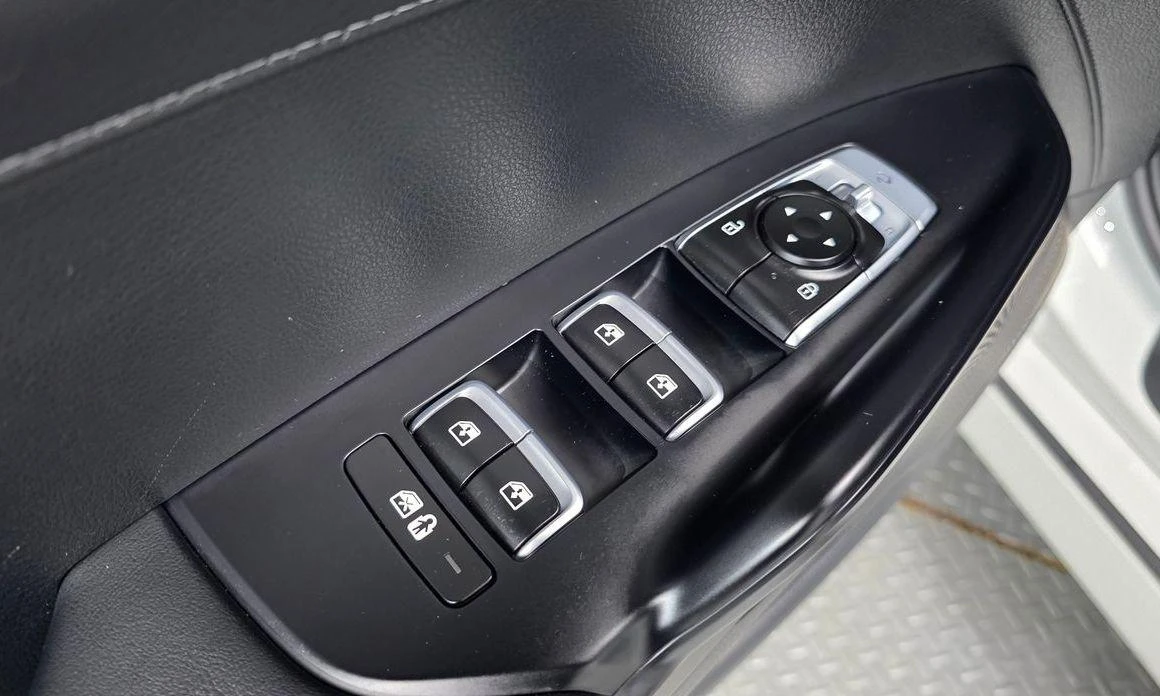 Kia K5 | Mobile.bg   12