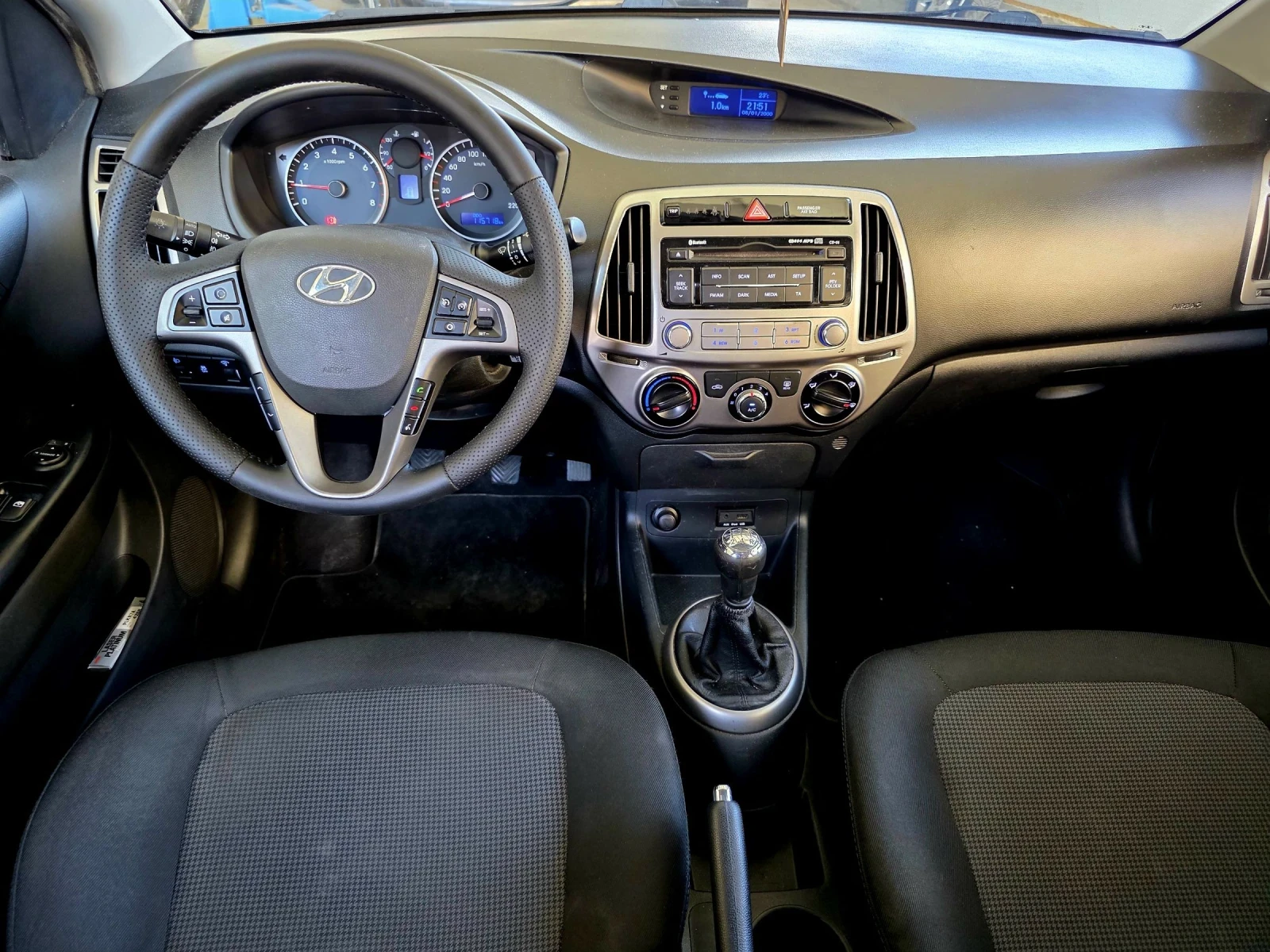 Hyundai I20 * FACELIFT* 1.25i 4 zylinder 115.000km  - изображение 10