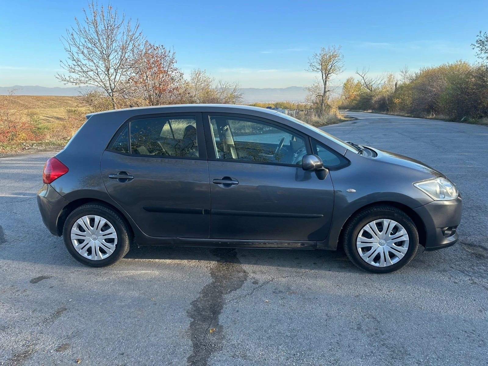 Toyota Auris 1.6VVT-I Газов инжекцион Сервизна история  - изображение 3