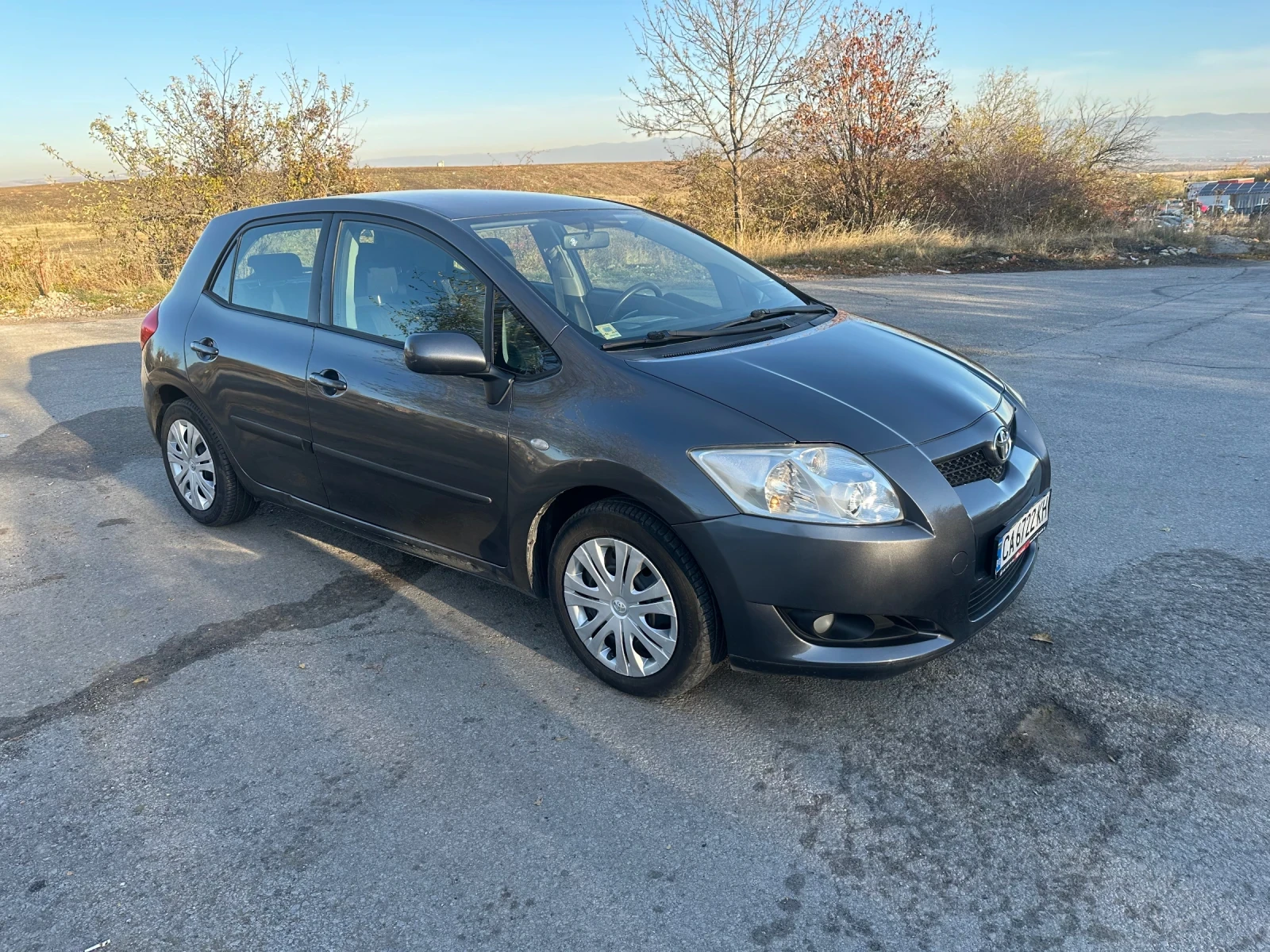 Toyota Auris 1.6VVT-I Газов инжекцион Сервизна история  - изображение 2