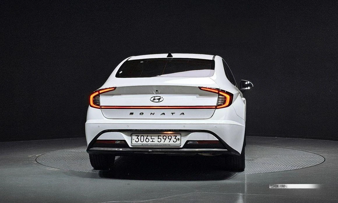 Hyundai Sonata 2.0 LPG Style * НАЙ-ДОБРА ЦЕНА В БЪЛГАРИЯ*  - изображение 4