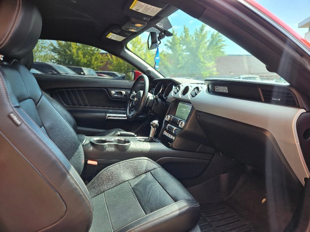 Ford Mustang ECOBOOST * * CARFAX * * АВТО КРЕДИТ * *  - изображение 9